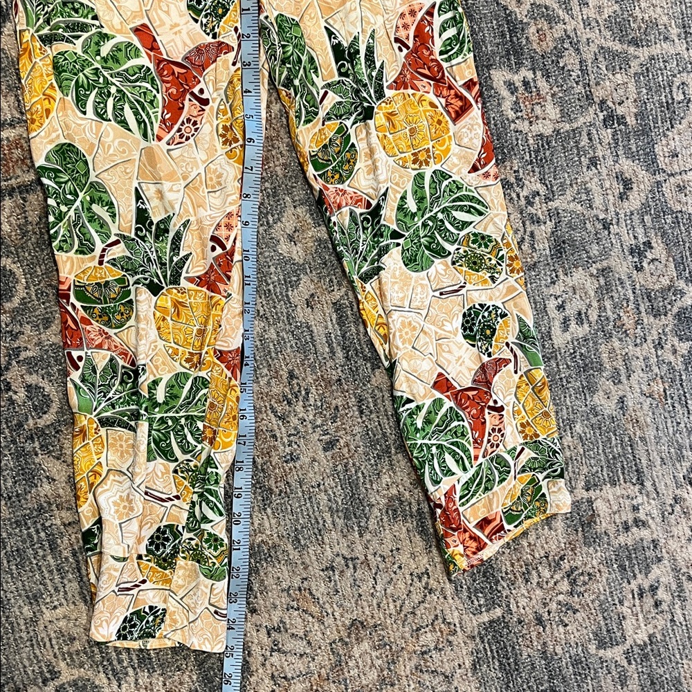 FARM Rio Anthropologie Mosaic Tapered Pants Green Tropical Size Small - Picture 7 of 13